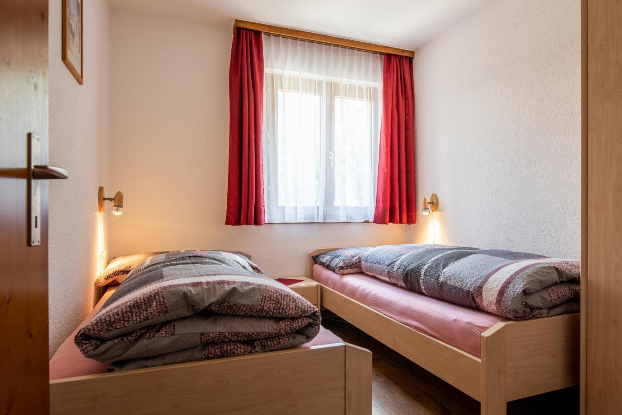 Haus Avalanche Appartement Saas-Fee Kamer foto