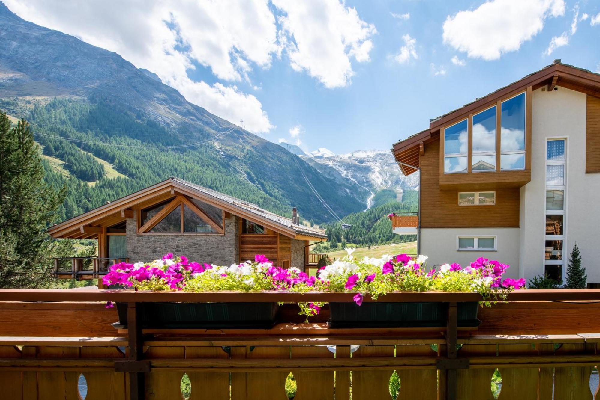 Haus Avalanche Appartement Saas-Fee Kamer foto